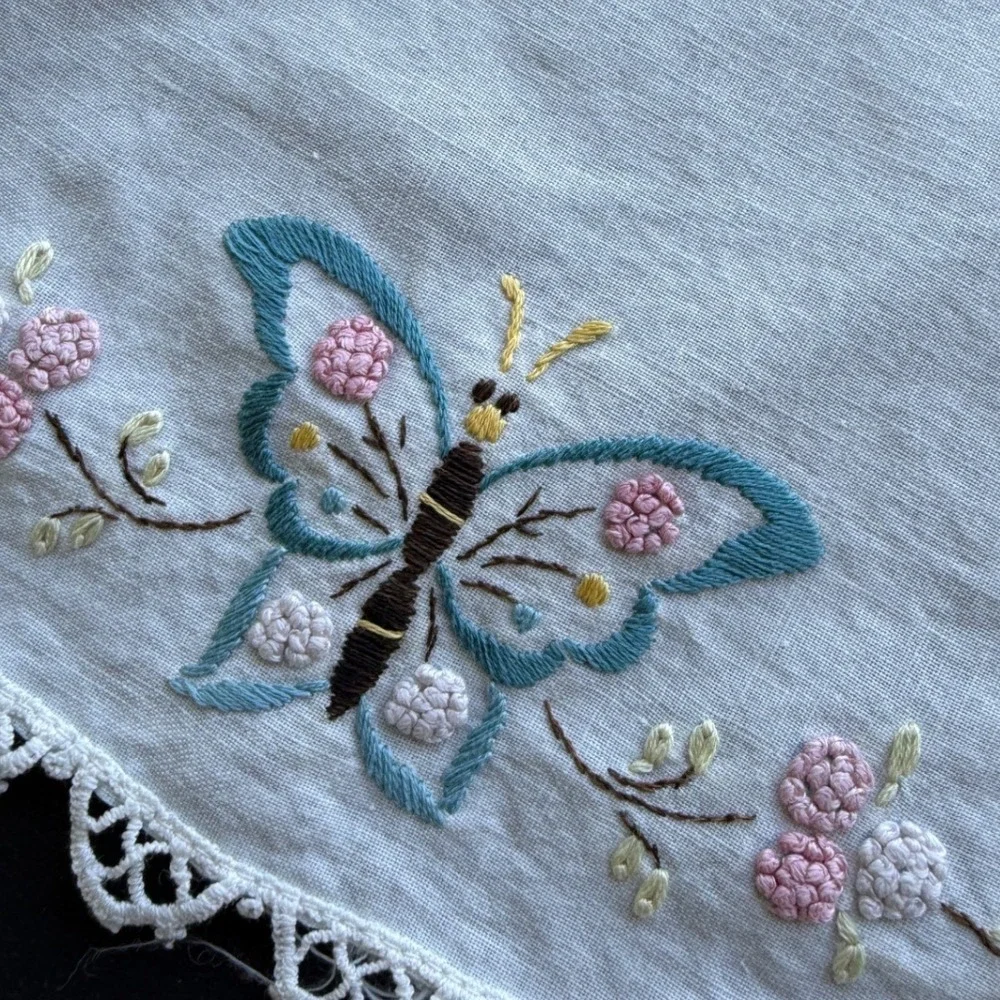 Vintage Embroidered Butterfly Lace Doilies Set of 3 White Blue Pink Floral‎